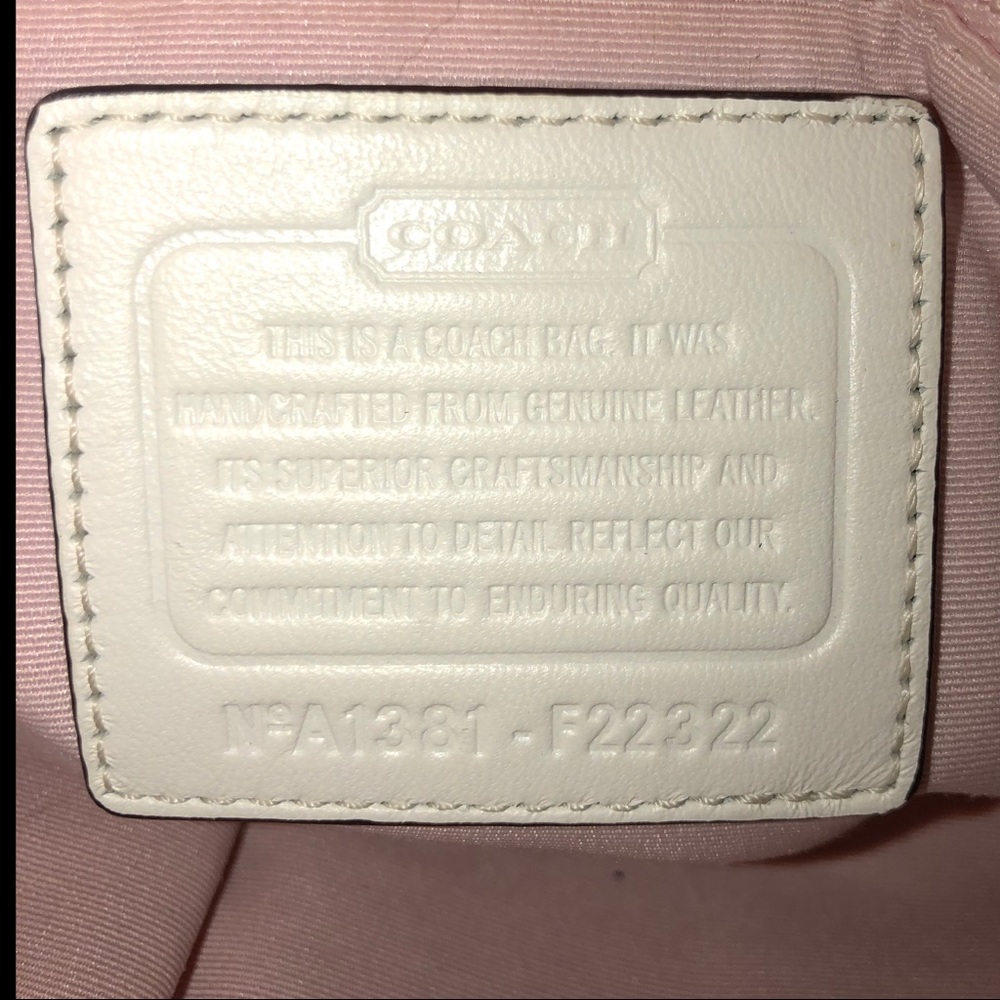 Authentic Coach bag - Picture 3 of 4